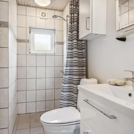 Holiday home Zoya - 900m From The Sea In Nw Jutland By Interhome